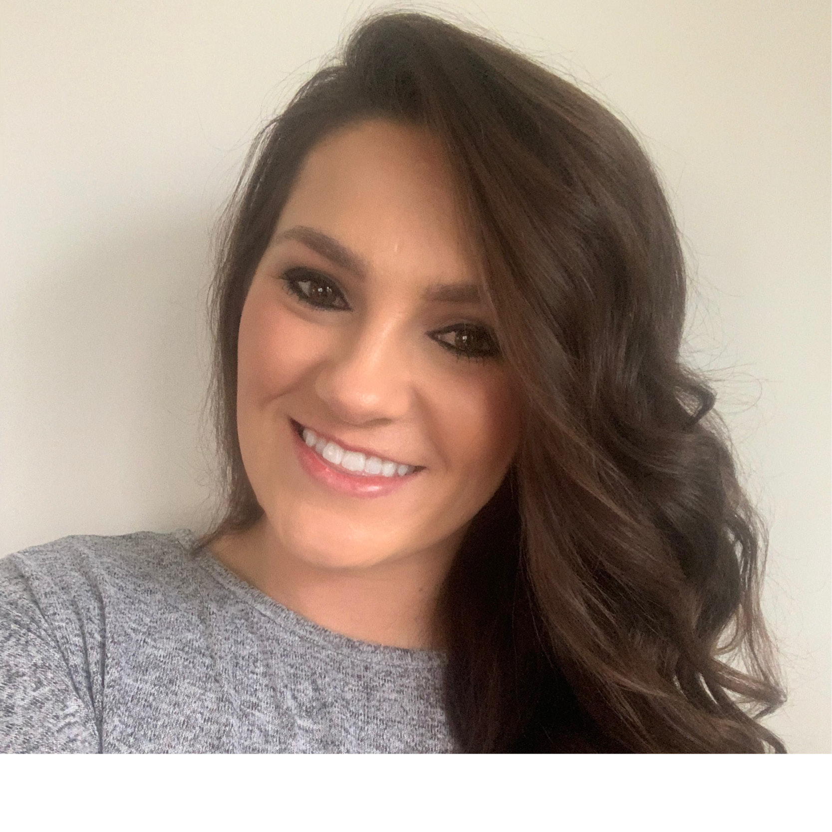 Randi Weckerle Headshot