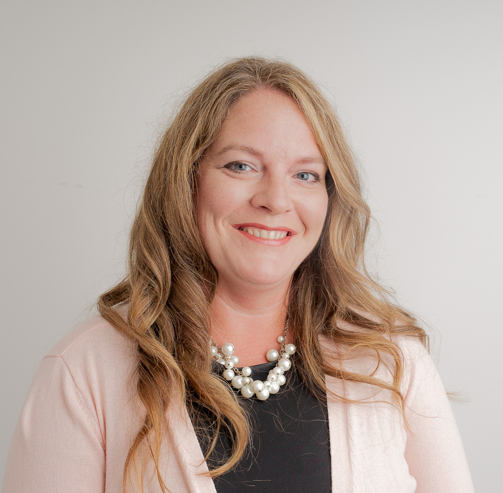 Stephanie Beute Headshot